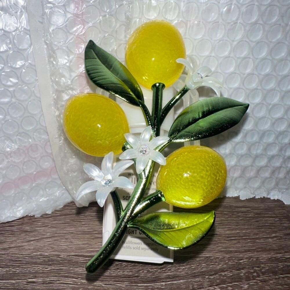 Bath‎ and Body Works Lemon Branch Wallflower 24/7 Light Scent Control plug